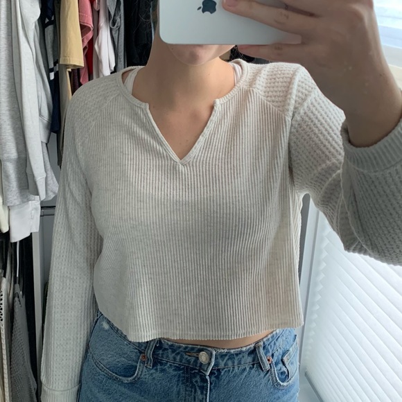 American Eagle Cropped Long Sleeve Top - Picture 5 of 5